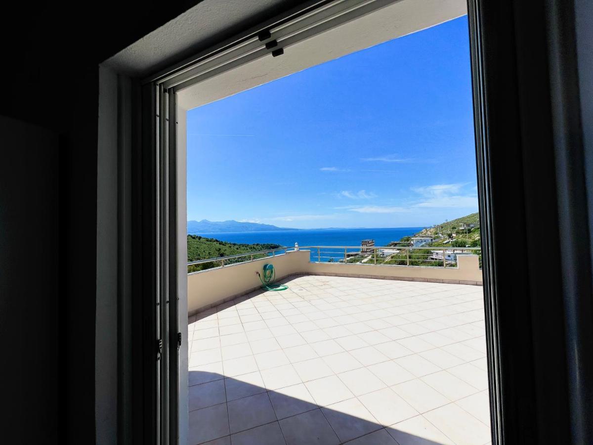 Propery Under Renovation Appartement Sarandë Buitenkant foto