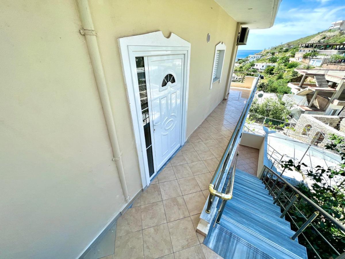 Propery Under Renovation Appartement Sarandë Buitenkant foto